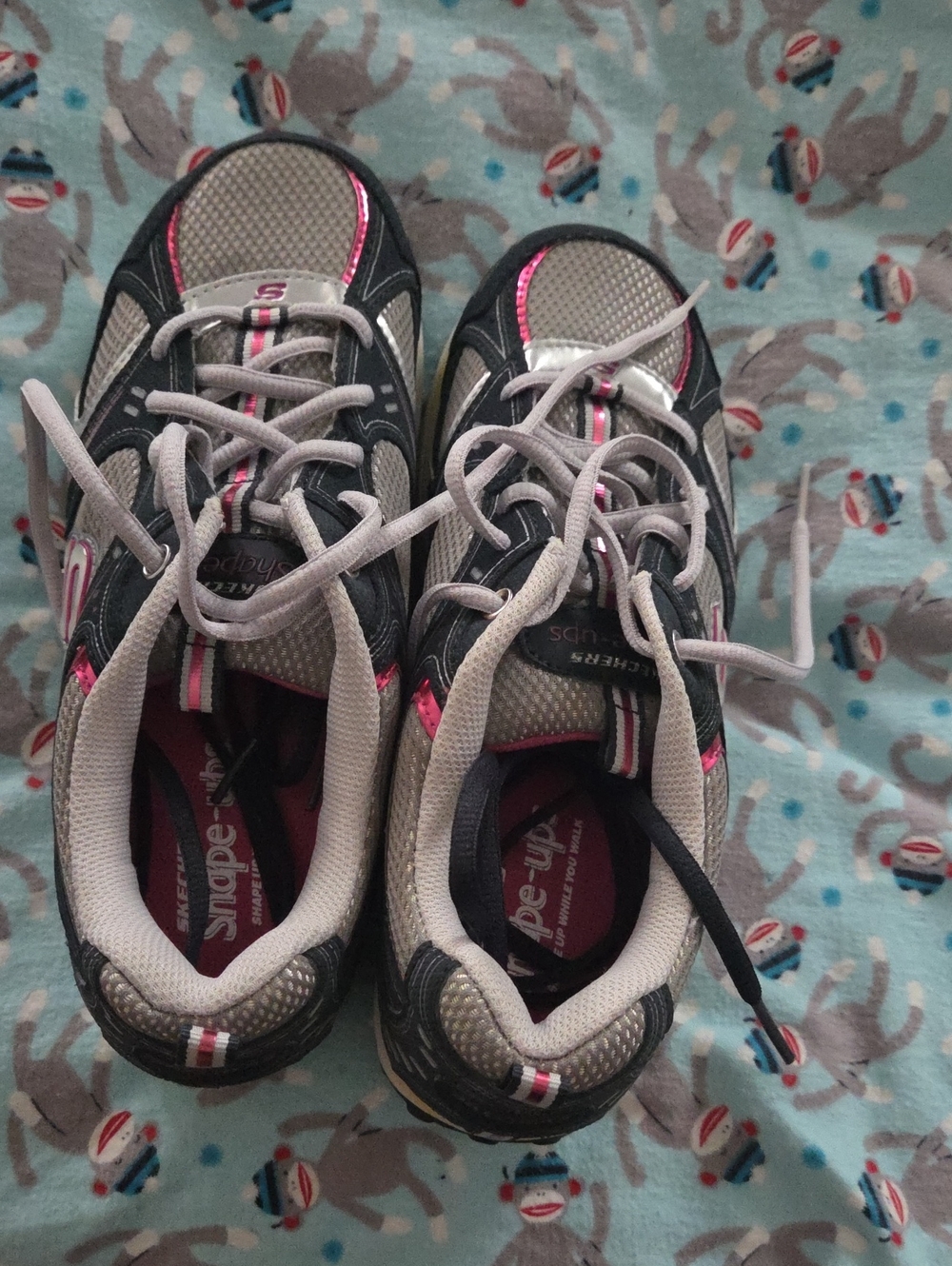 Skechers Women's Gray and Pink Lace-Up Sneakers "Step-Ups" NEW WITHOUT BOX